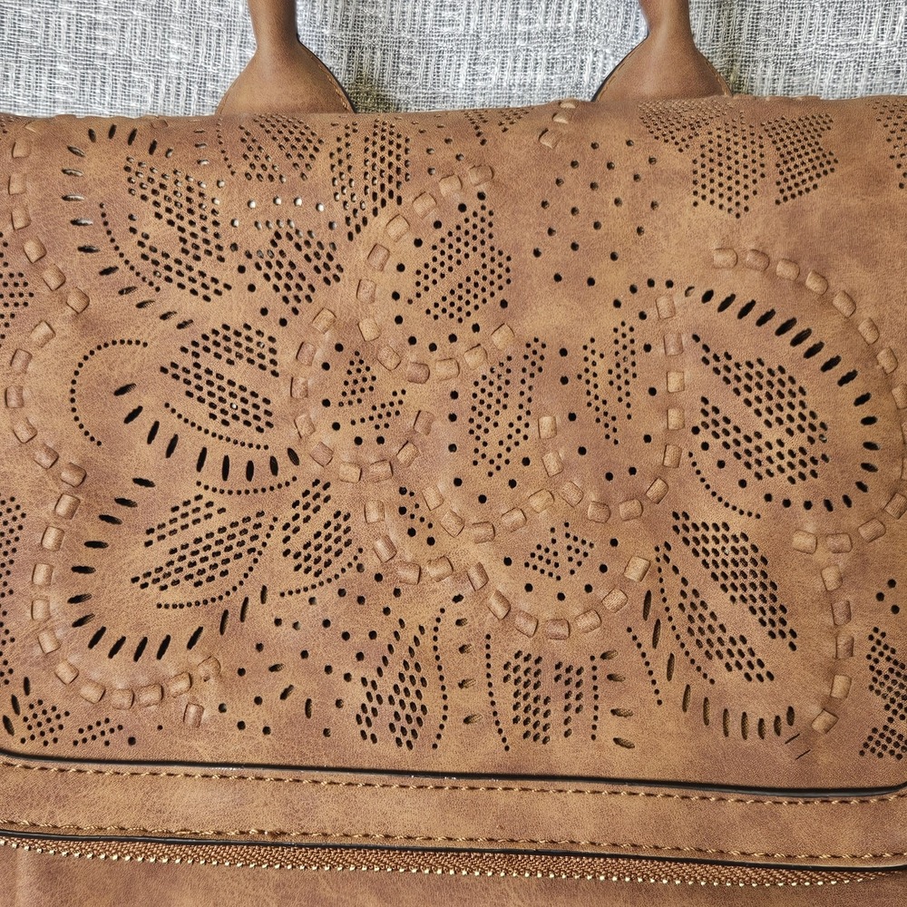 Backpack/ Carry All made from faux leather with a stamped/embossed‎ finish. - Picture 4 of 14